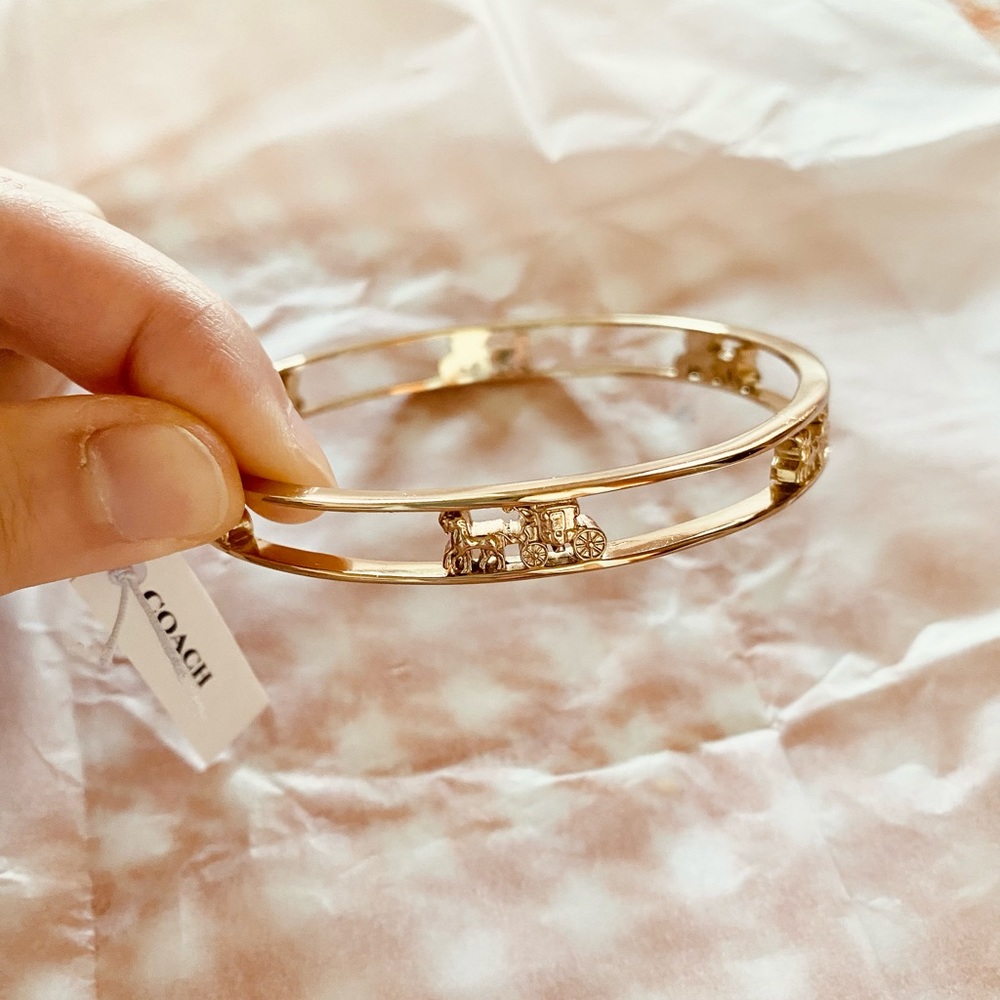 Coach Women's Horse and Carriage Bangle Bracelet Jewelry - Gold - Picture 5 of 5